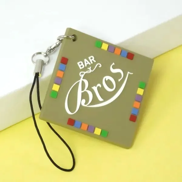 ラバーストラップ制作事例（ロゴ）